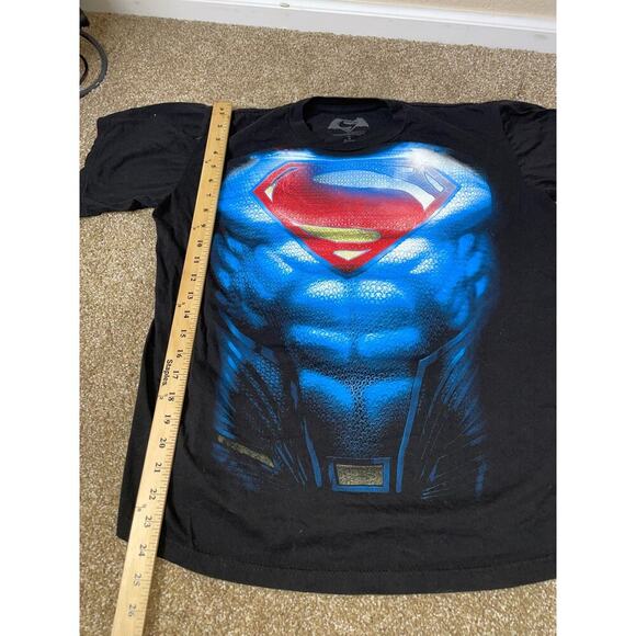 Superman T-shirt black graphic print SZ M 6 pack ab's - Picture 7 of 7